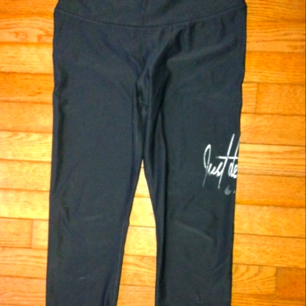 💯Women's Nike Dri-FIT leggings size small